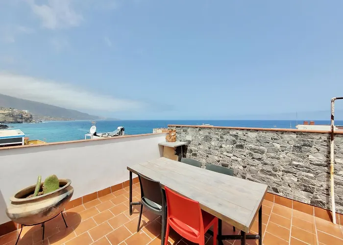 Pura Vida Puerto de la Cruz (Tenerife)