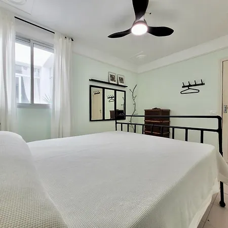 Pura Vida Puerto de la Cruz (Tenerife)